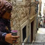 Carmen & Tosca -studio With Patio דירה דוברובניק